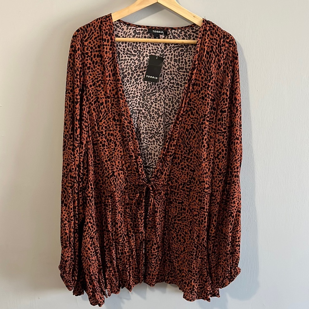 TORRID Cheetah Print Long Sleeve Tie Front Kimono size 3X